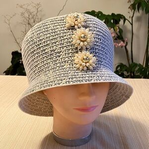 Chic Animal Print Women's Cloche Hat with Pearl Floral Accents